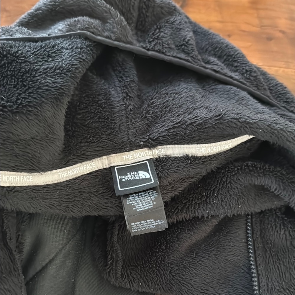 The North Face Black Hooded Jacket - Picture 5 of 6